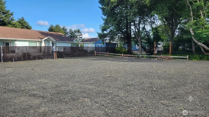 Property photo for 385 Clover Creek Avenue Nw, Ocean Shores photo 6