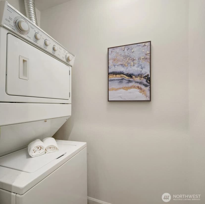 Property photo for 1000 Aurora Avenue N #311, Seattle photo 18