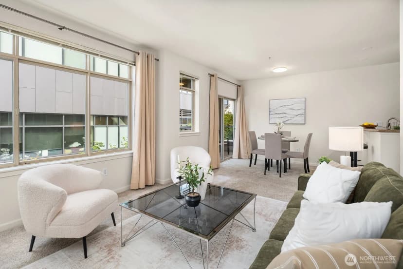 Property photo for 1000 Aurora Avenue N #311, Seattle photo 4