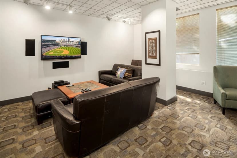 Property photo for 1000 Aurora Avenue N #311, Seattle photo 19