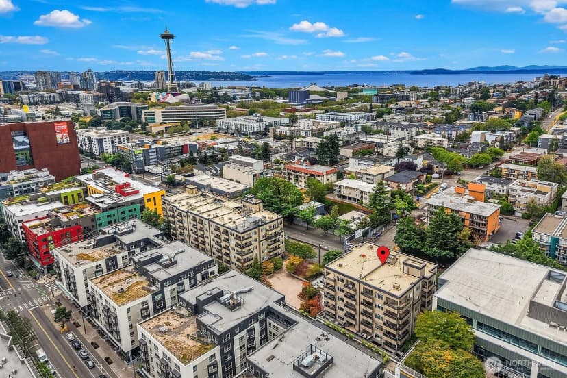 Property photo for 1000 Aurora Avenue N #311, Seattle photo 26
