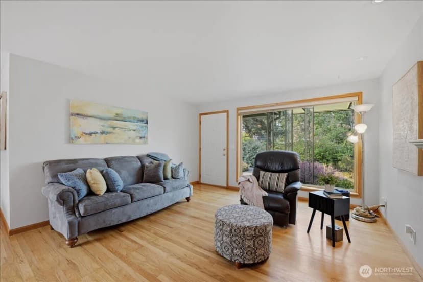 Property photo for 2145 N 146th Street, Shoreline photo 10