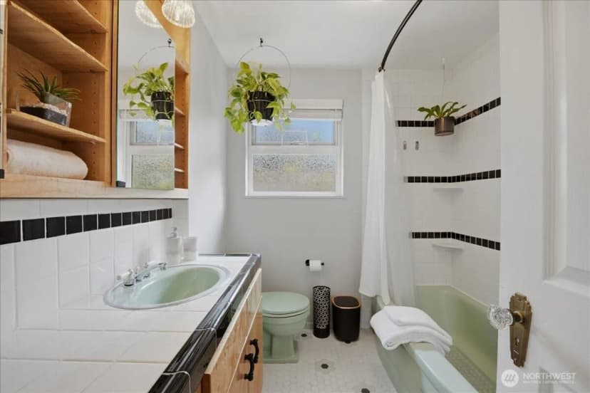 Property photo for 2145 N 146th Street, Shoreline photo 13
