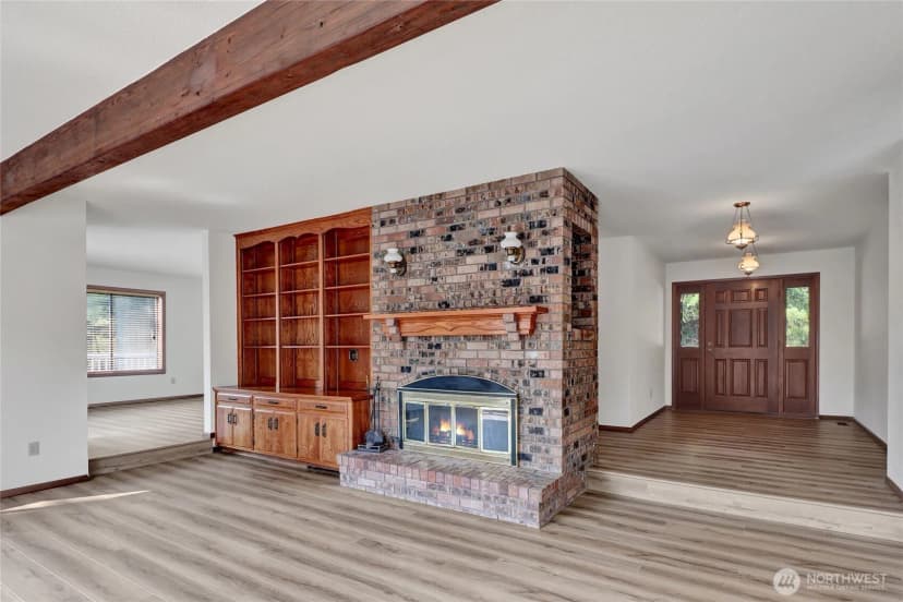 Property photo for 685 N Chuckanut Drive, Bellingham photo 10