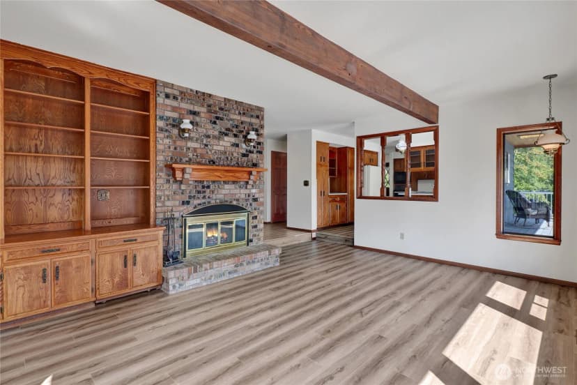 Property photo for 685 N Chuckanut Drive, Bellingham photo 13