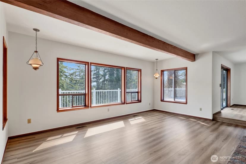 Property photo for 685 N Chuckanut Drive, Bellingham photo 11