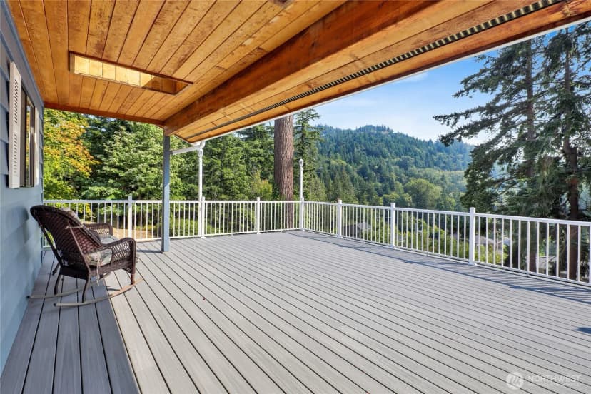 Property photo for 685 N Chuckanut Drive, Bellingham photo 6