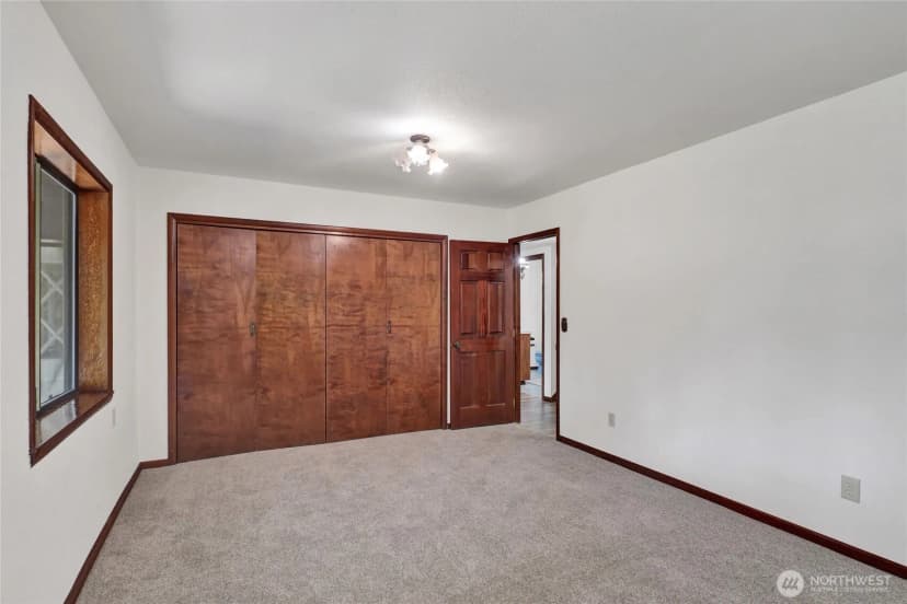 Property photo for 685 N Chuckanut Drive, Bellingham photo 29