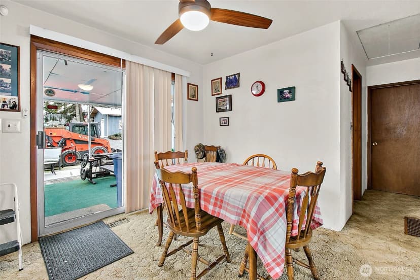 Property photo for 2416 Ne 16th Street, Renton photo 11