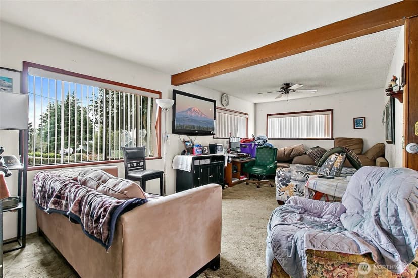 Property photo for 2416 Ne 16th Street, Renton photo 12