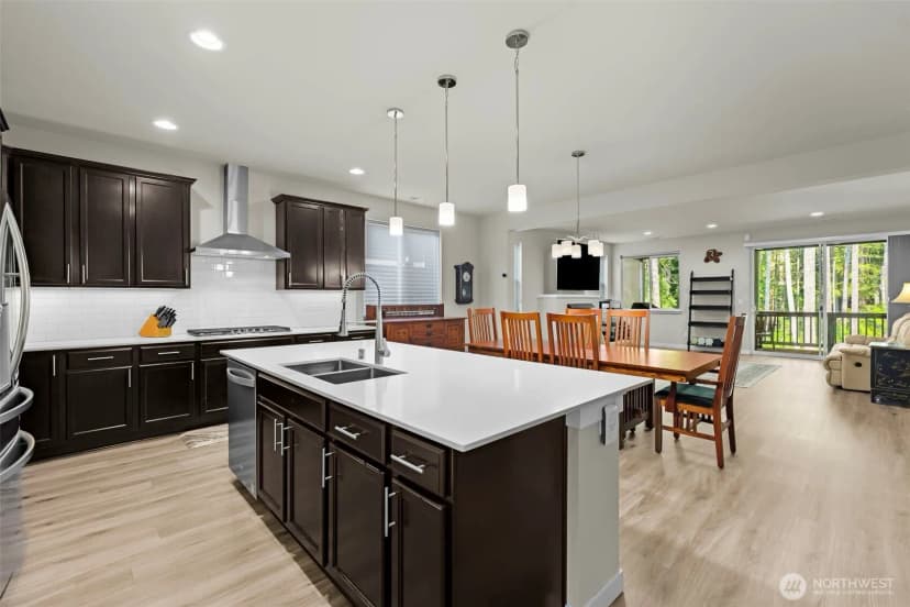 Property photo for 4956 Castleton Road Sw, Port Orchard photo 16