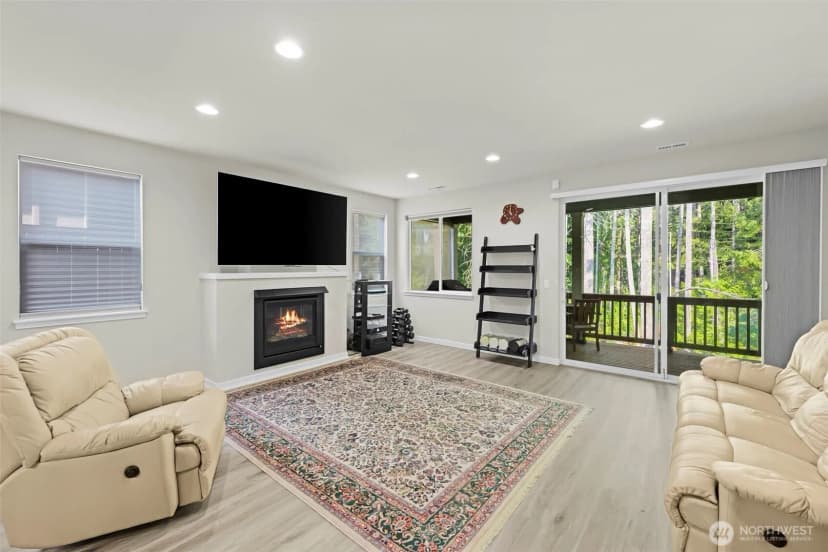 Property photo for 4956 Castleton Road Sw, Port Orchard photo 7