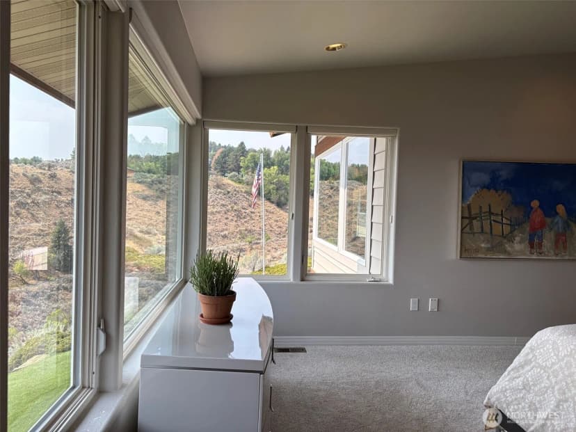 Property photo for 522 Hillcrest Circle Drive, Omak photo 17