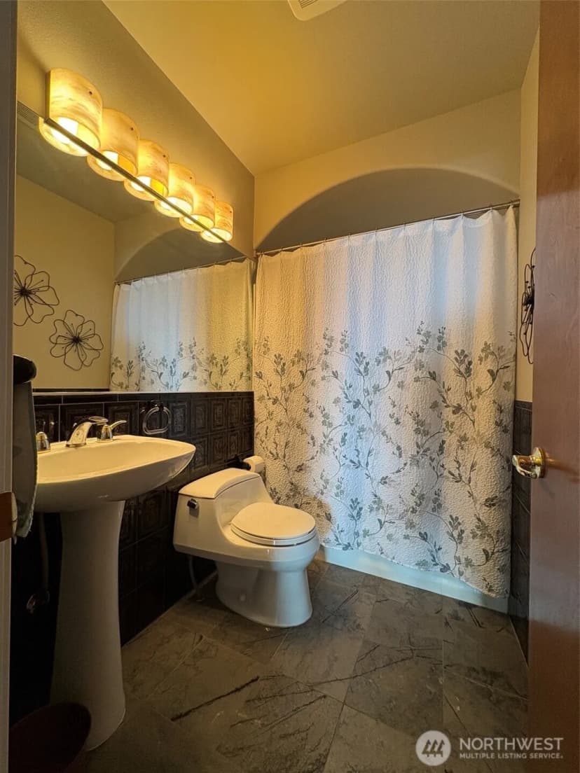 Property photo for 522 Hillcrest Circle Drive, Omak photo 19