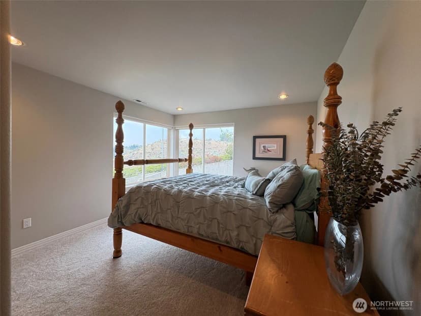 Property photo for 522 Hillcrest Circle Drive, Omak photo 26
