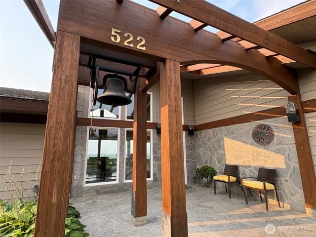 Property photo for 522 Hillcrest Circle Drive, Omak photo 4