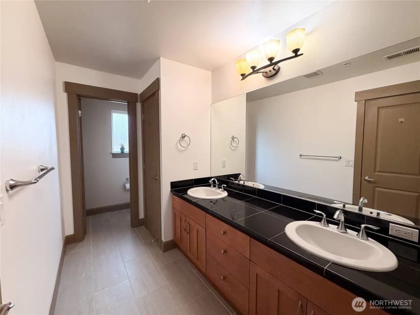 Property photo for 2115 201st Place Se #d5, Bothell photo 29
