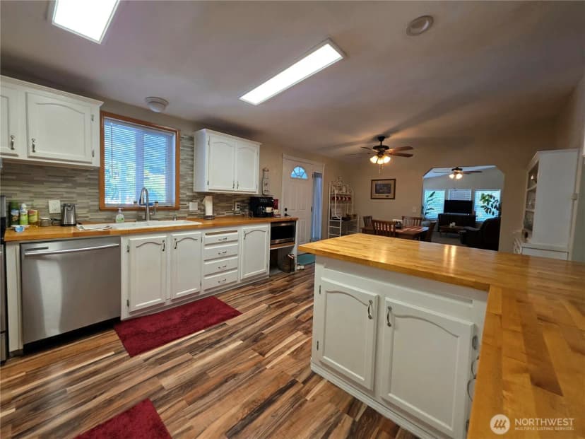 Property photo for 521 Central Avenue, South Bend photo 18