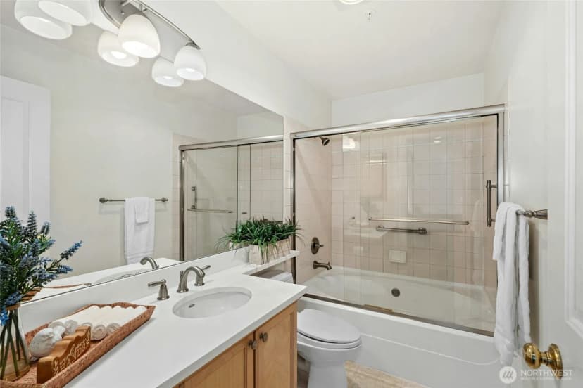 Property photo for 7111 134th Court Se #d3, Newcastle photo 19