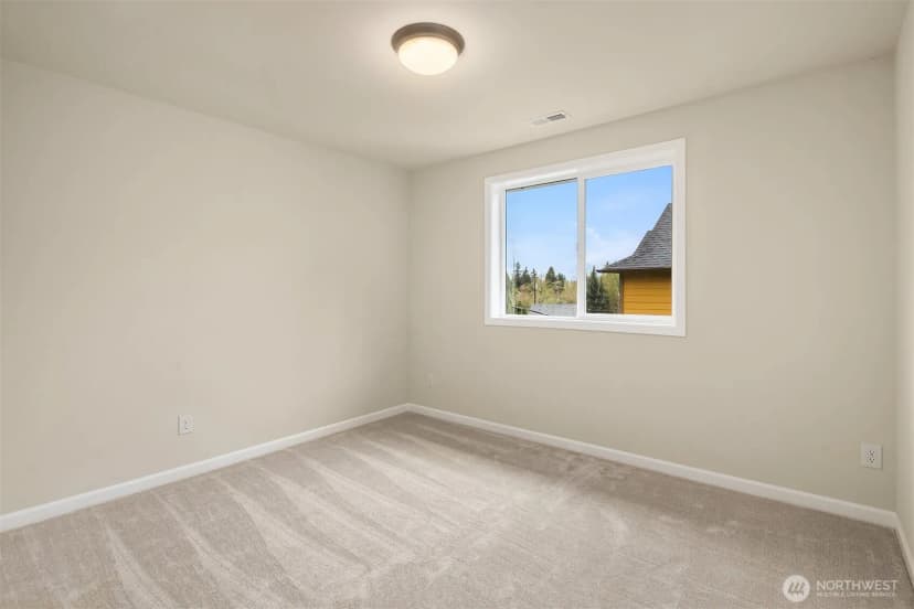 Property photo for 2117 Sw 103rd Place, Seattle photo 27