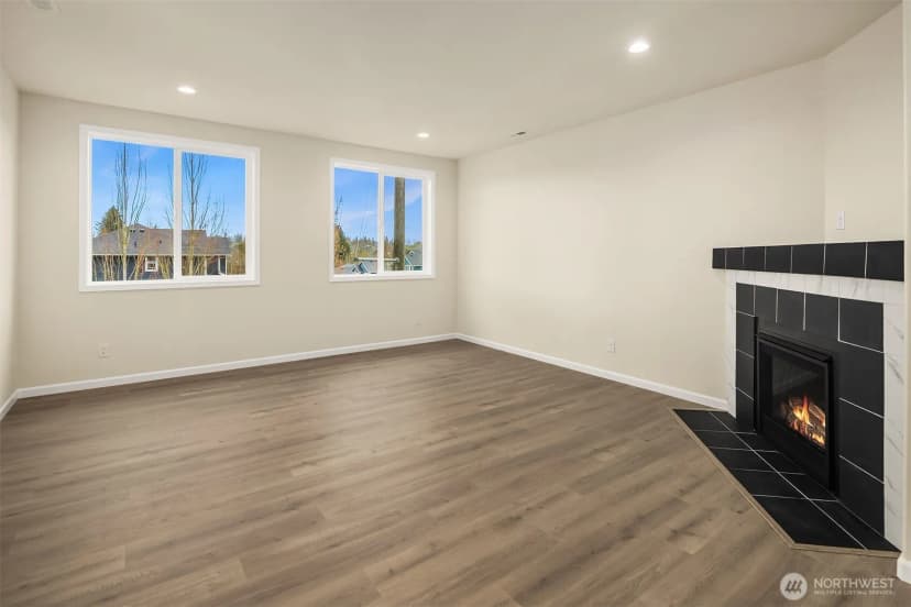 Property photo for 2117 Sw 103rd Place, Seattle photo 6