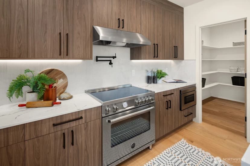 Property photo for 1417 A 36th Avenue S #1, Seattle photo 6