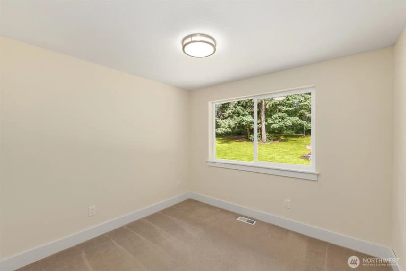 Property photo for 7010 126th Avenue Ne, Lake Stevens photo 22