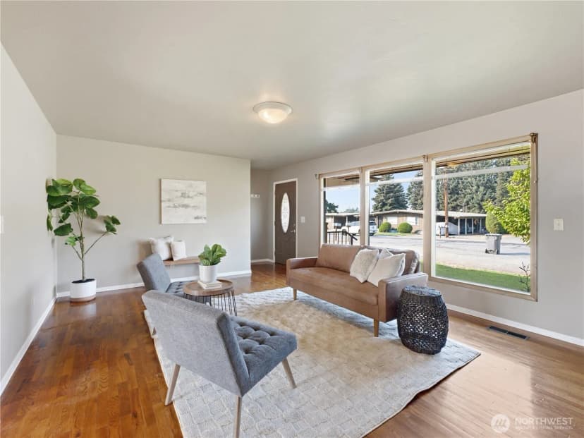 Property photo for 567 Dayton Avenue, East Wenatchee photo 8