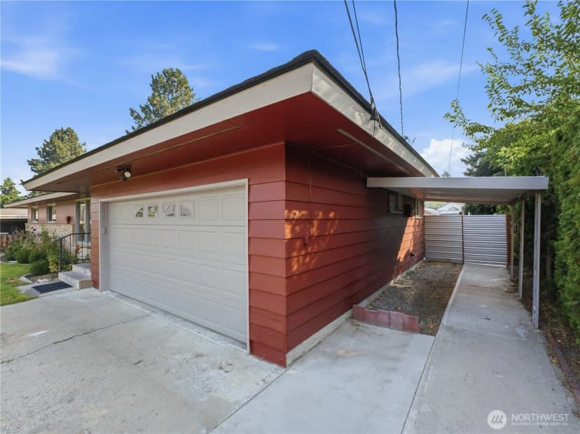 Property photo for 567 Dayton Avenue, East Wenatchee photo 35