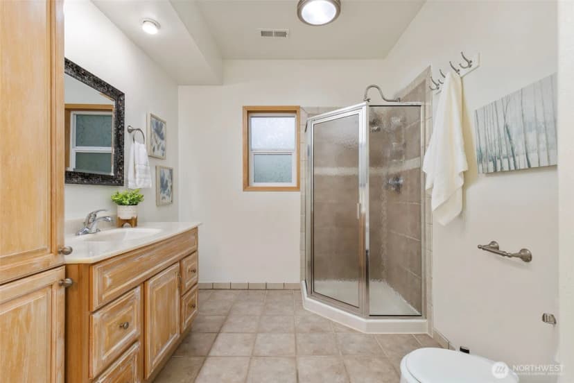 Property photo for 144 Ne Clearview Lane, Bremerton photo 32
