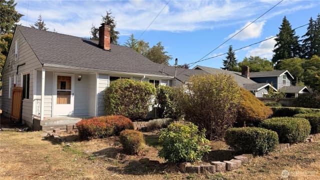 Property photo for 11522 8th Avenue Ne, Seattle photo 4