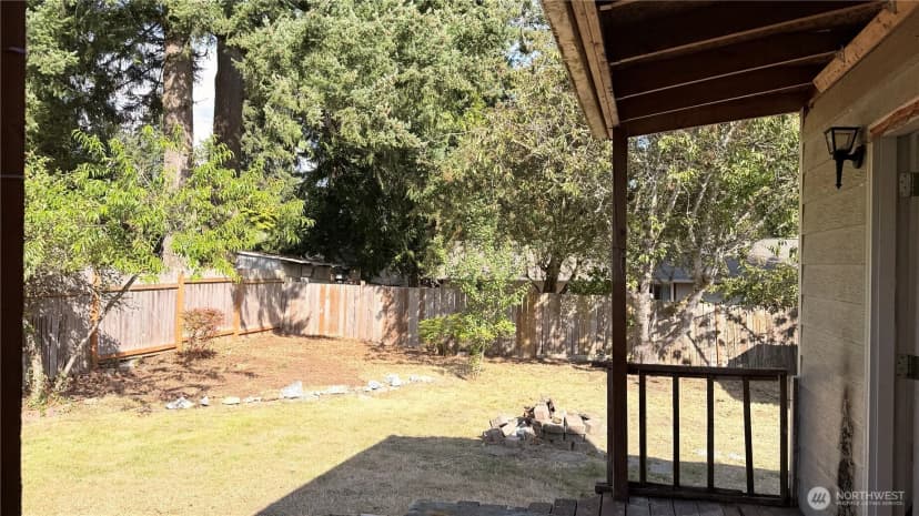 Property photo for 11522 8th Avenue Ne, Seattle photo 20