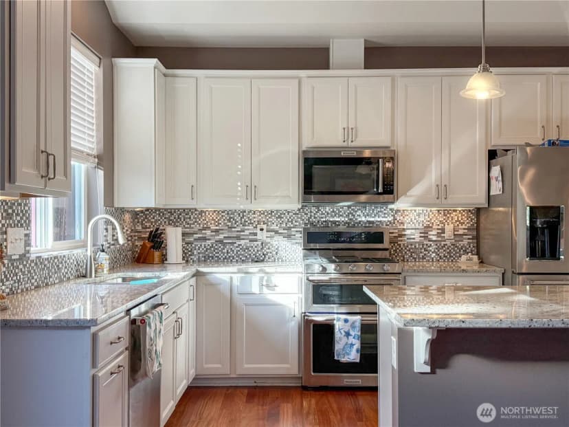 Property photo for 4541 E Broadway Street, Mount Vernon photo 10