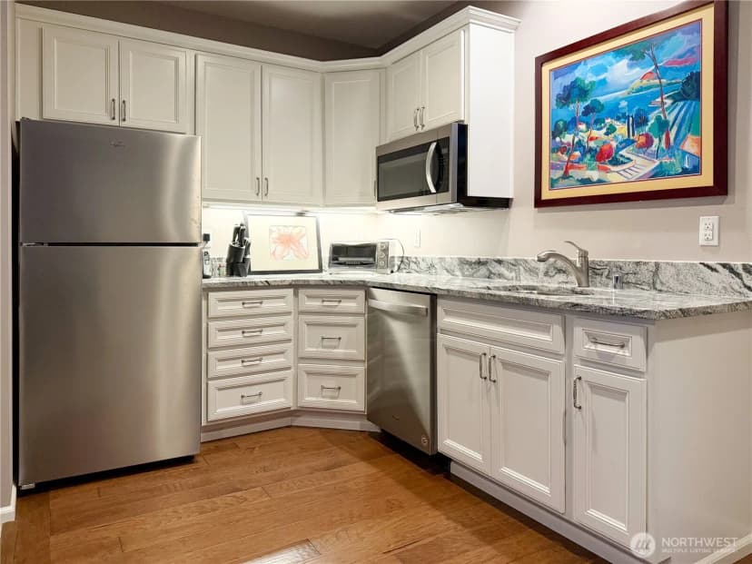 Property photo for 4541 E Broadway Street, Mount Vernon photo 26