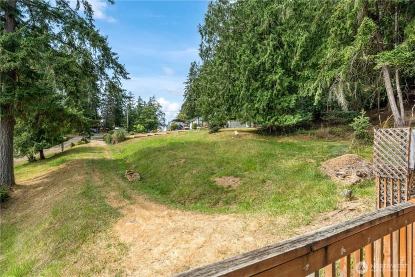Property photo for 1310 E Herron Boulevard Nw, Lakebay photo 29