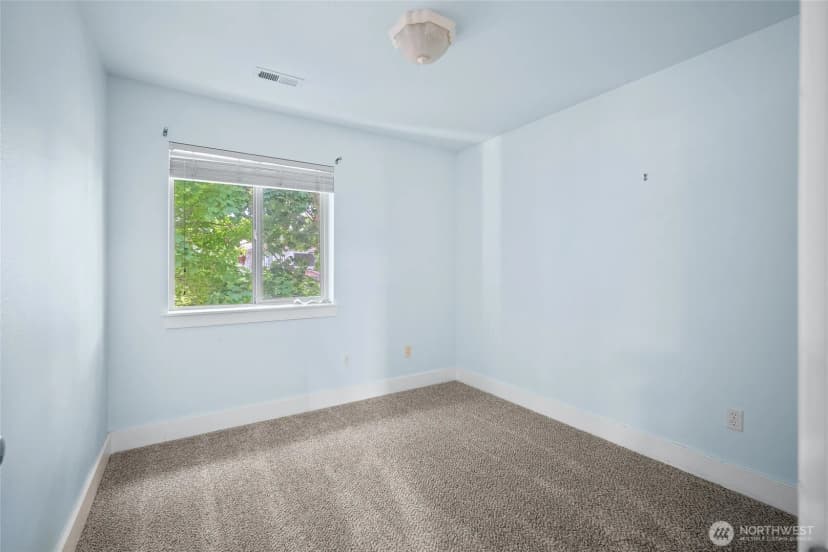 Property photo for 496 Harvest Edge Pl, Burlington photo 28