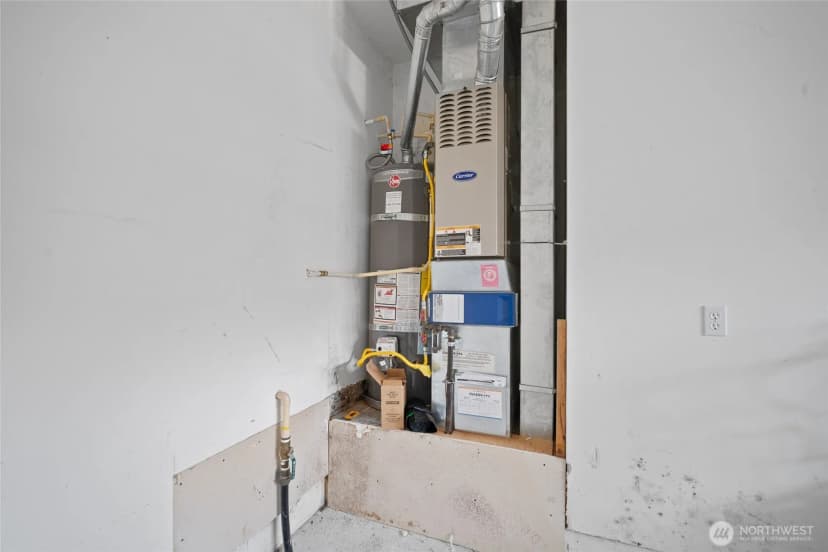 Property photo for 496 Harvest Edge Pl, Burlington photo 35