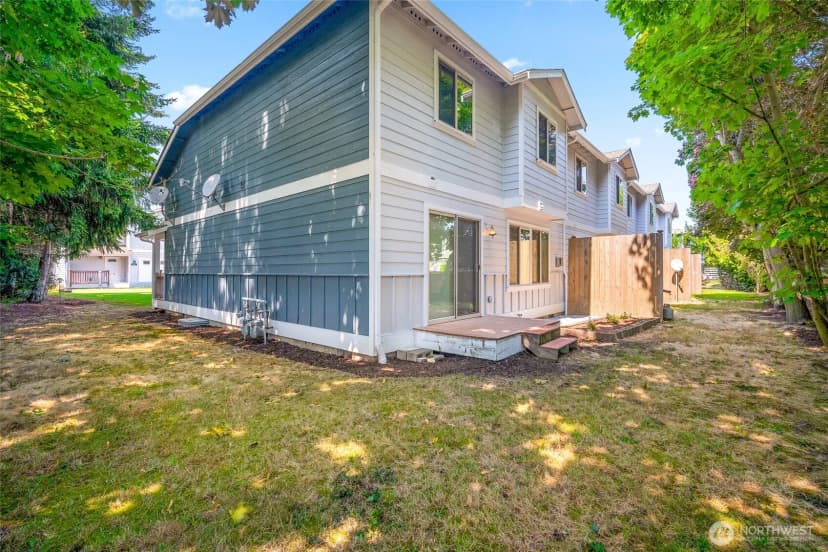 Property photo for 496 Harvest Edge Pl, Burlington photo 37