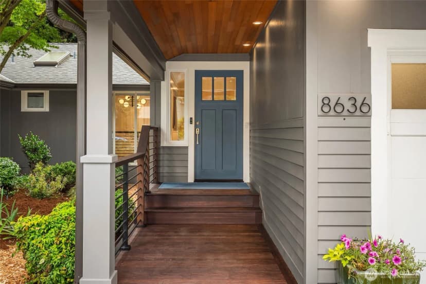 Property photo for 8636 Se 75th Place, Mercer Island photo 2