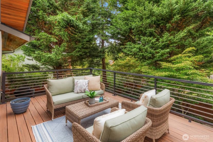 Property photo for 8636 Se 75th Place, Mercer Island photo 35