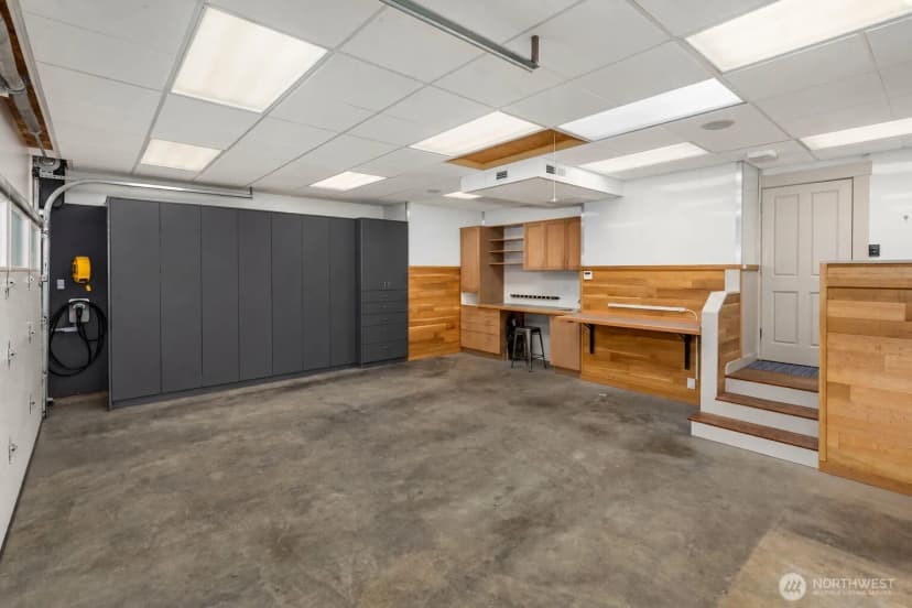 Property photo for 8636 Se 75th Place, Mercer Island photo 13