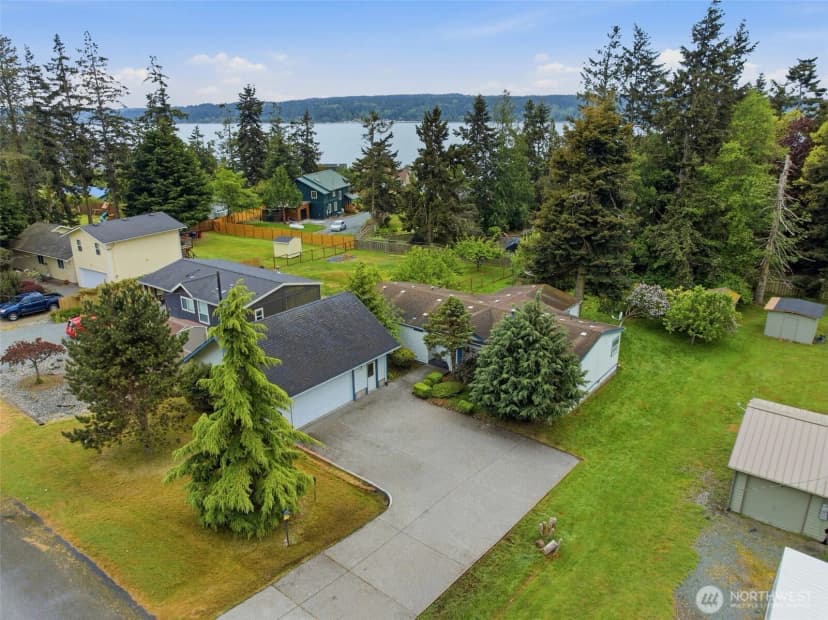 Property photo for 3244 Mardell Drive, Langley photo 3