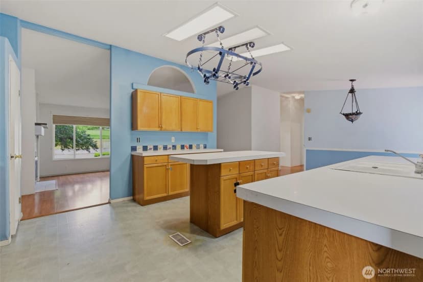 Property photo for 3244 Mardell Drive, Langley photo 10
