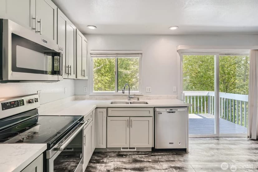 Property photo for 11716 Se 264th Place, Kent photo 6
