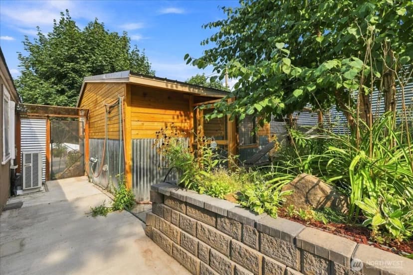 Property photo for 810 Spokane Way, Grand Coulee photo 6