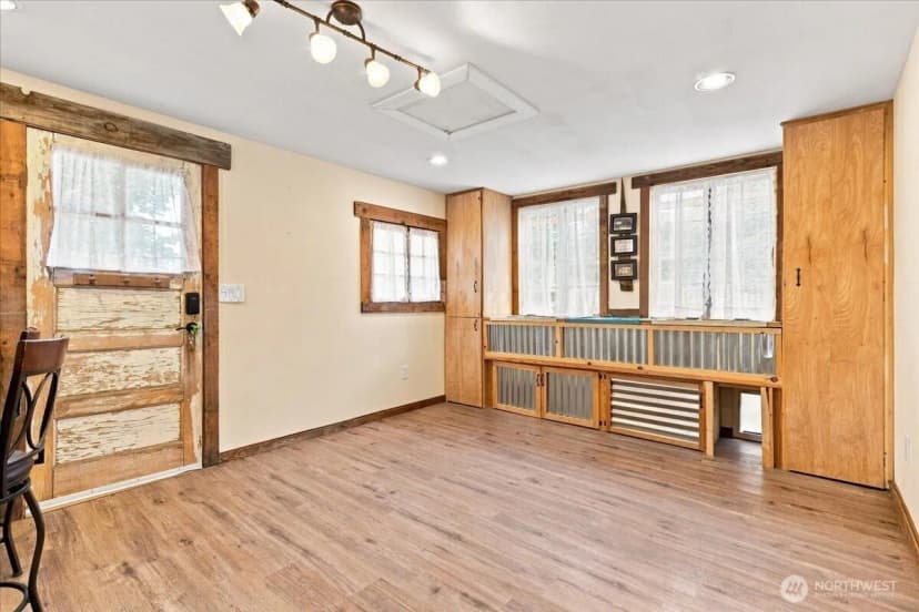 Property photo for 810 Spokane Way, Grand Coulee photo 18