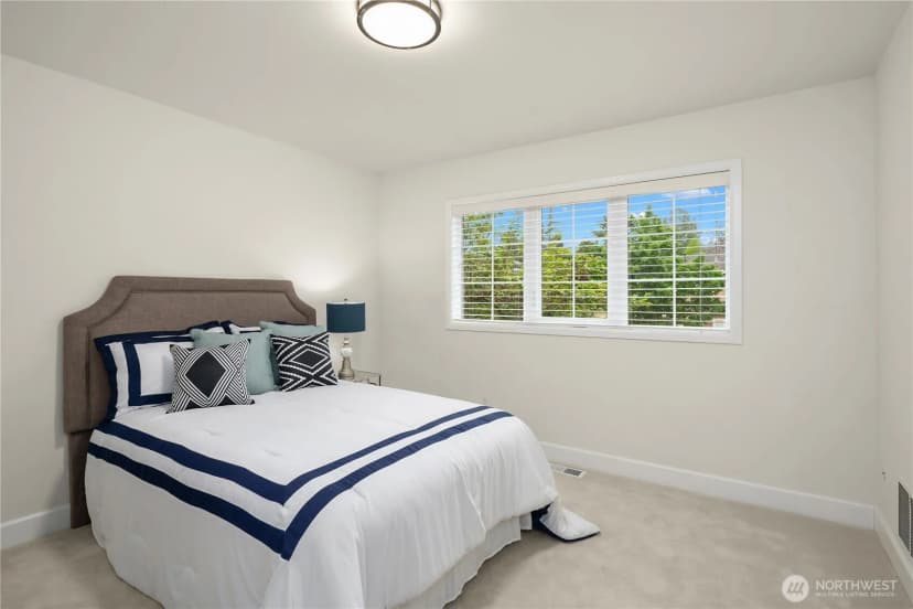 Property photo for 2446 279th Drive Se, Sammamish photo 30
