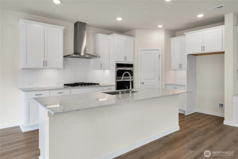Property photo for 3951 Flat Top Drive, Bremerton photo 8