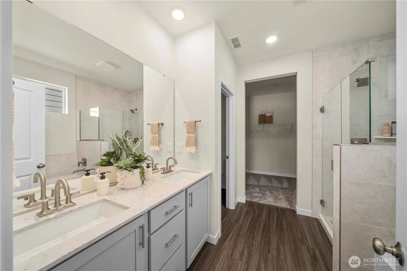 Property photo for 3927 Flat Top Drive, Bremerton photo 20