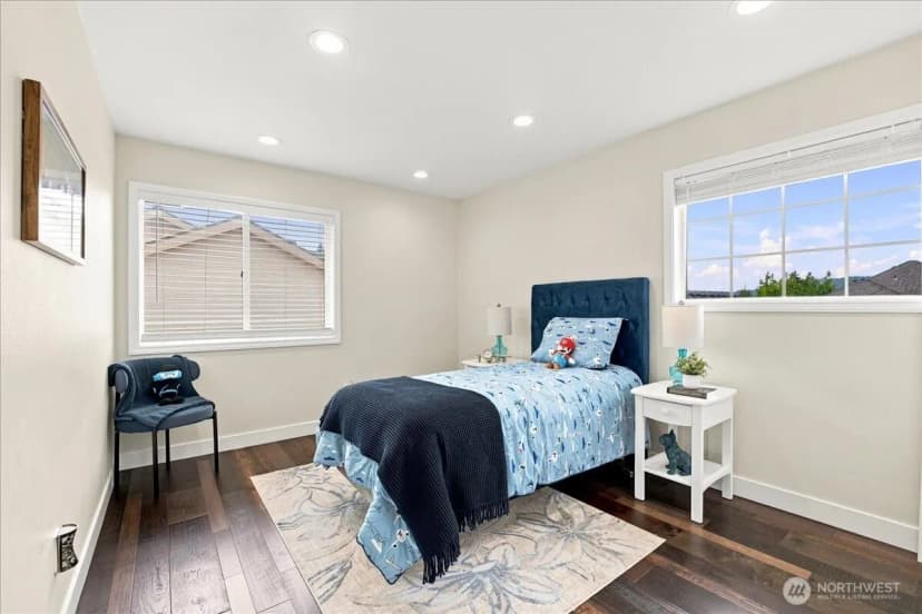 Property photo for 7525 120th Place Se, Newcastle photo 26